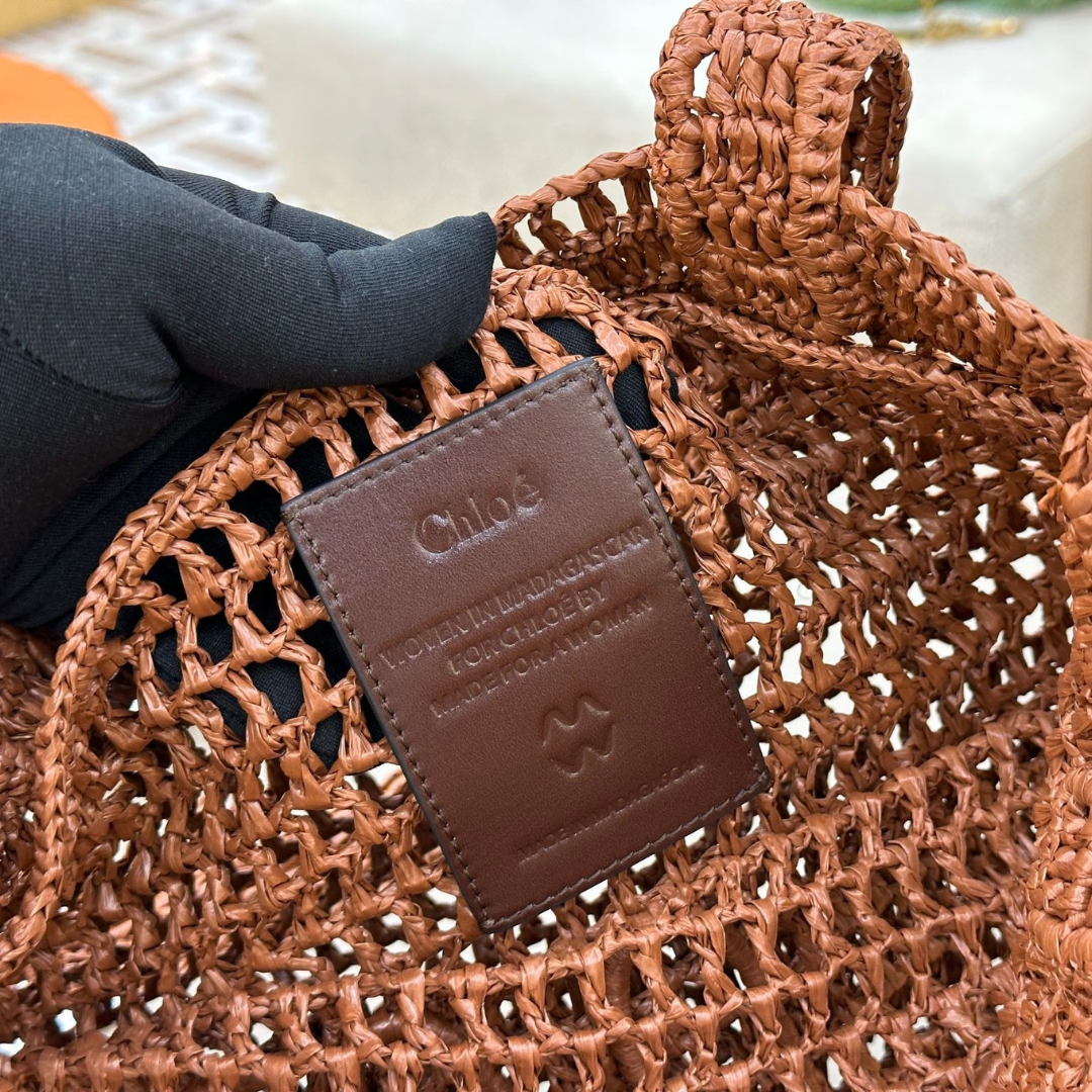 CHLOÉ VERANO-BANANEN-CARTERA DE RAFIA
