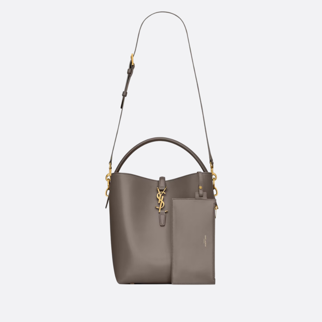 YVES SAINT LAURENT – LE 37 CARTERA DE BRILLANTE CUERO