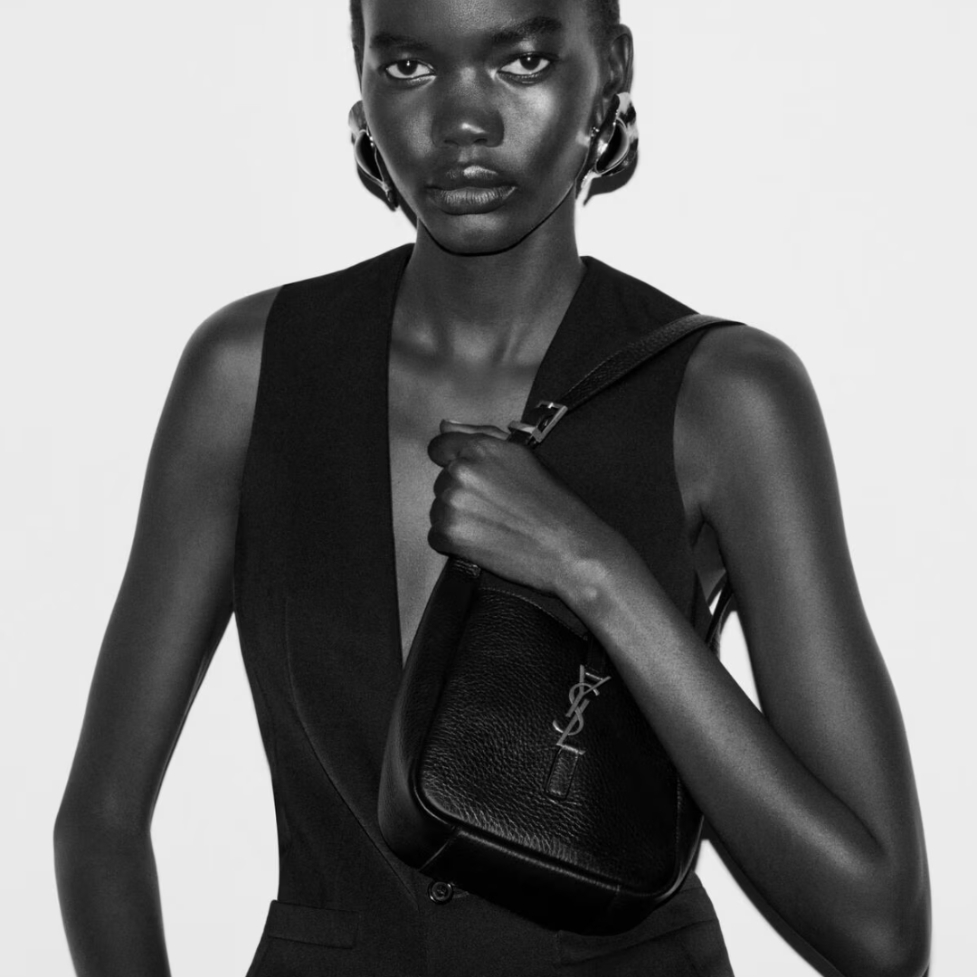 SAINT LAURENT – BABY LE 5 À 7 BLANDA CARTERA DE GRANEADO CUERO