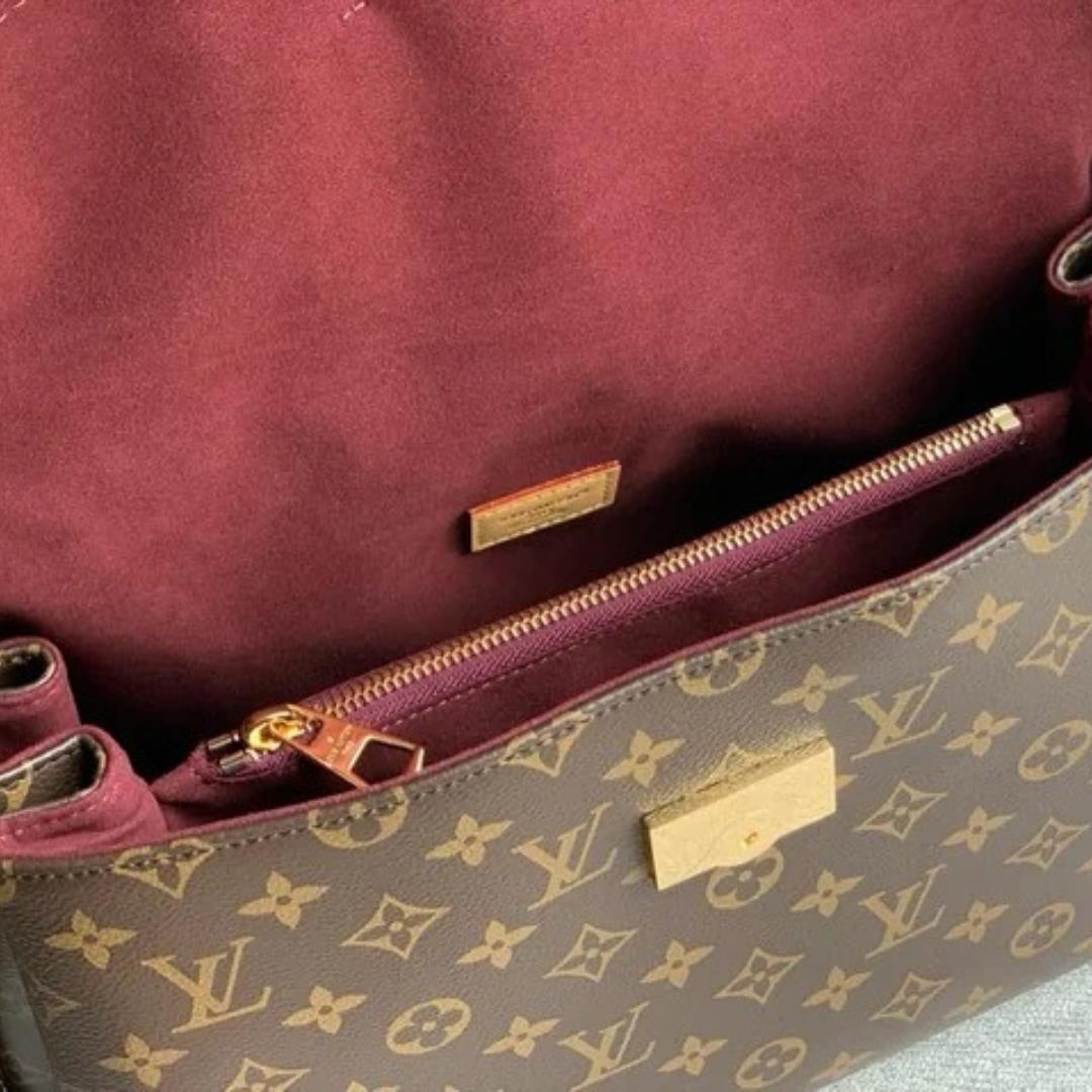 LOUIS VUITTON – HIDE AWAY MM CARTERA
