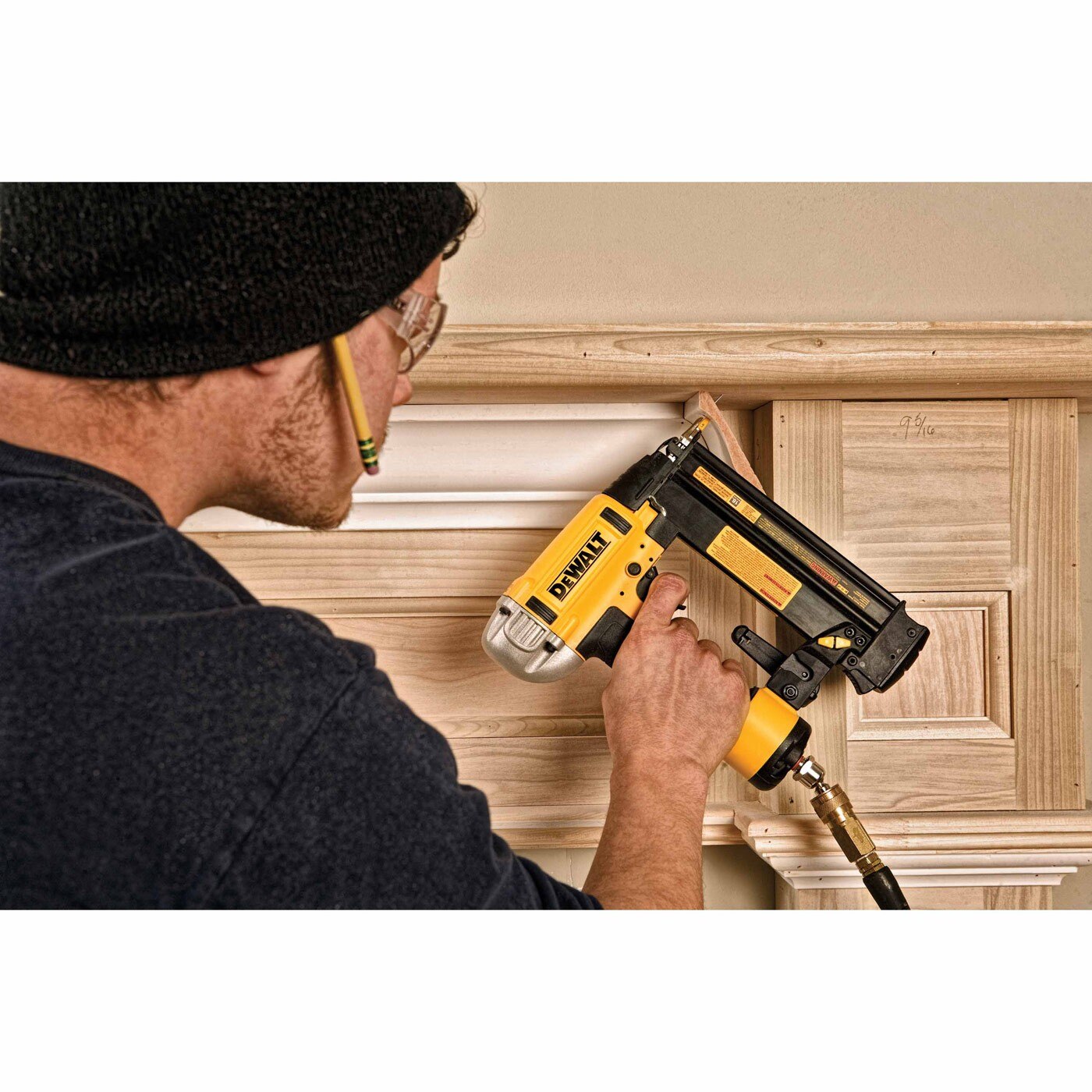 DeWalt DWFP12233 2-1/8" 18GA Precision Point Brad Nailer
