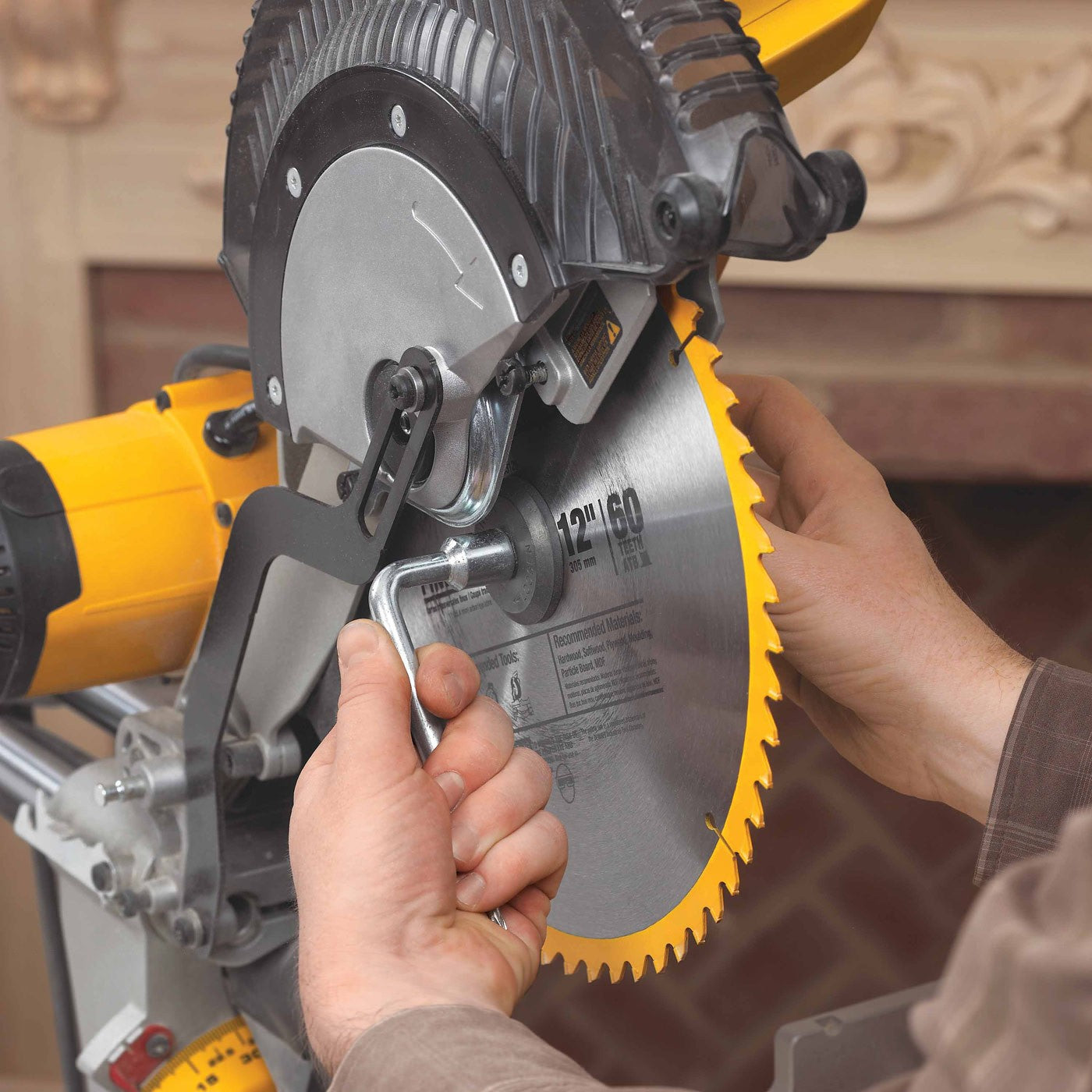 DeWalt DWS780 12" Double Bevel Sliding Compound Miter Saw