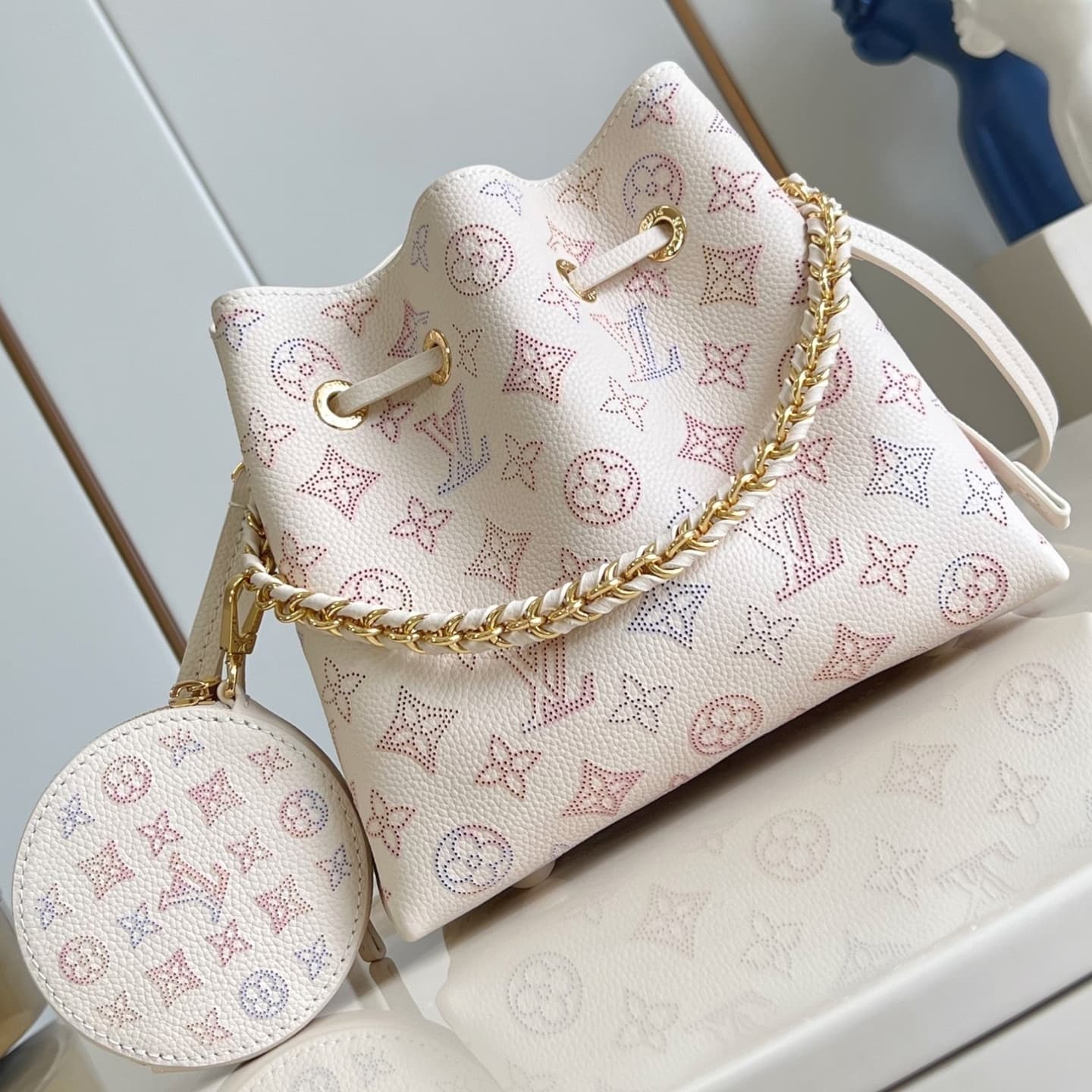 LOUIS VUITTON – BELLA CARTERA