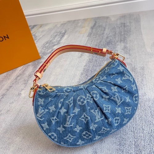 POCHETTE VALLEY-CARTERA DE LOUIS VUITTON