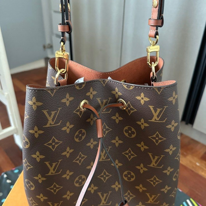 NÉONOÉ MM CARTERA DE LOUIS VUITTON