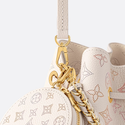 LOUIS VUITTON – BELLA CARTERA