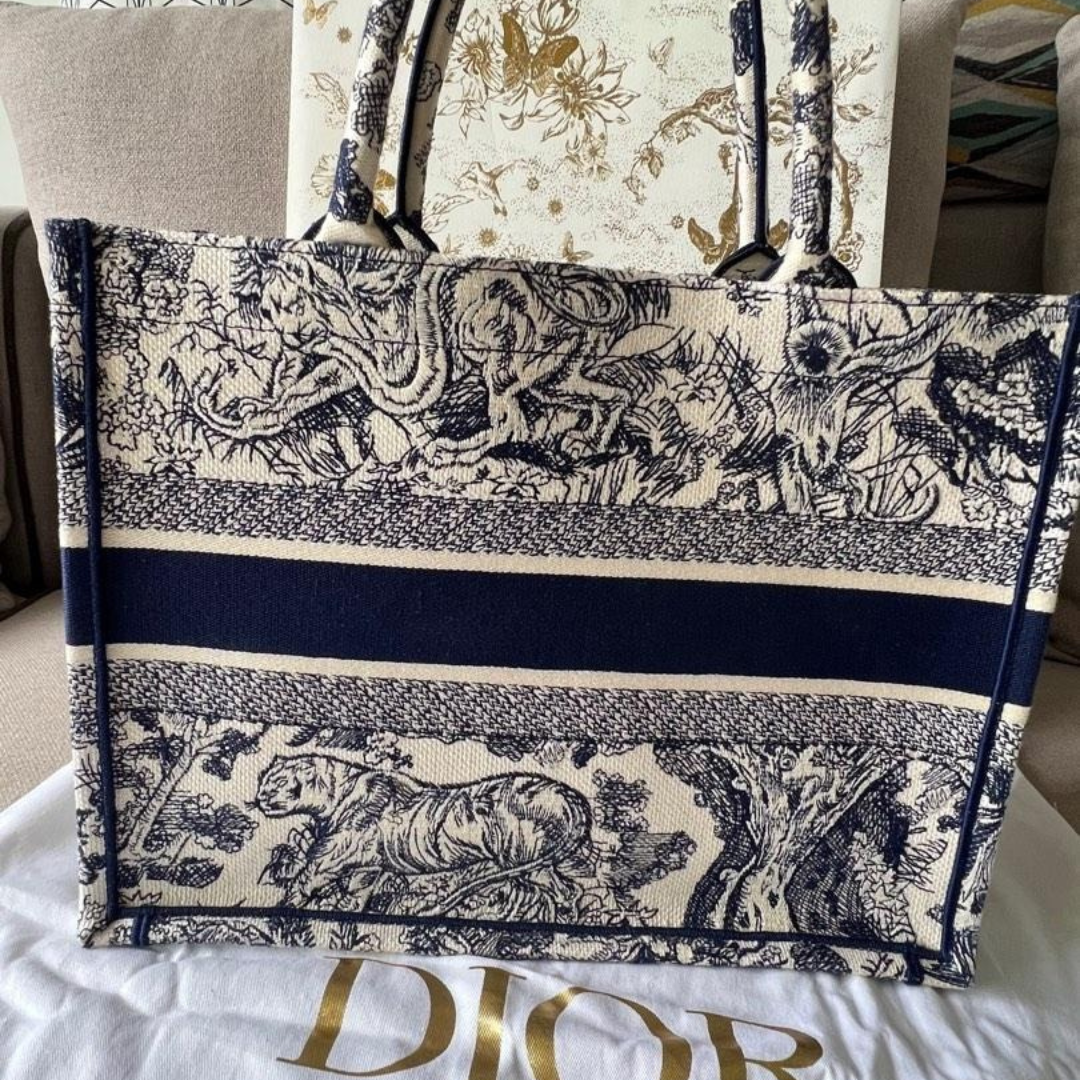 GRANDE DIOR BOOK TOTE CARTERA