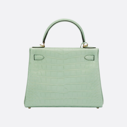 HERMÈS VERT D'EAU MATTA ALLIGATOR RETOURNE KELLY 28 CON DORADO HERRAJES, 2021 (EDICIÓN LIMITADA)