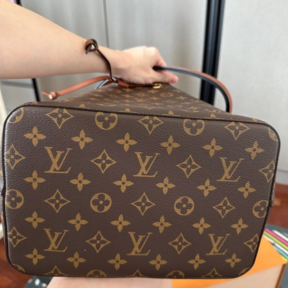 NÉONOÉ MM CARTERA DE LOUIS VUITTON