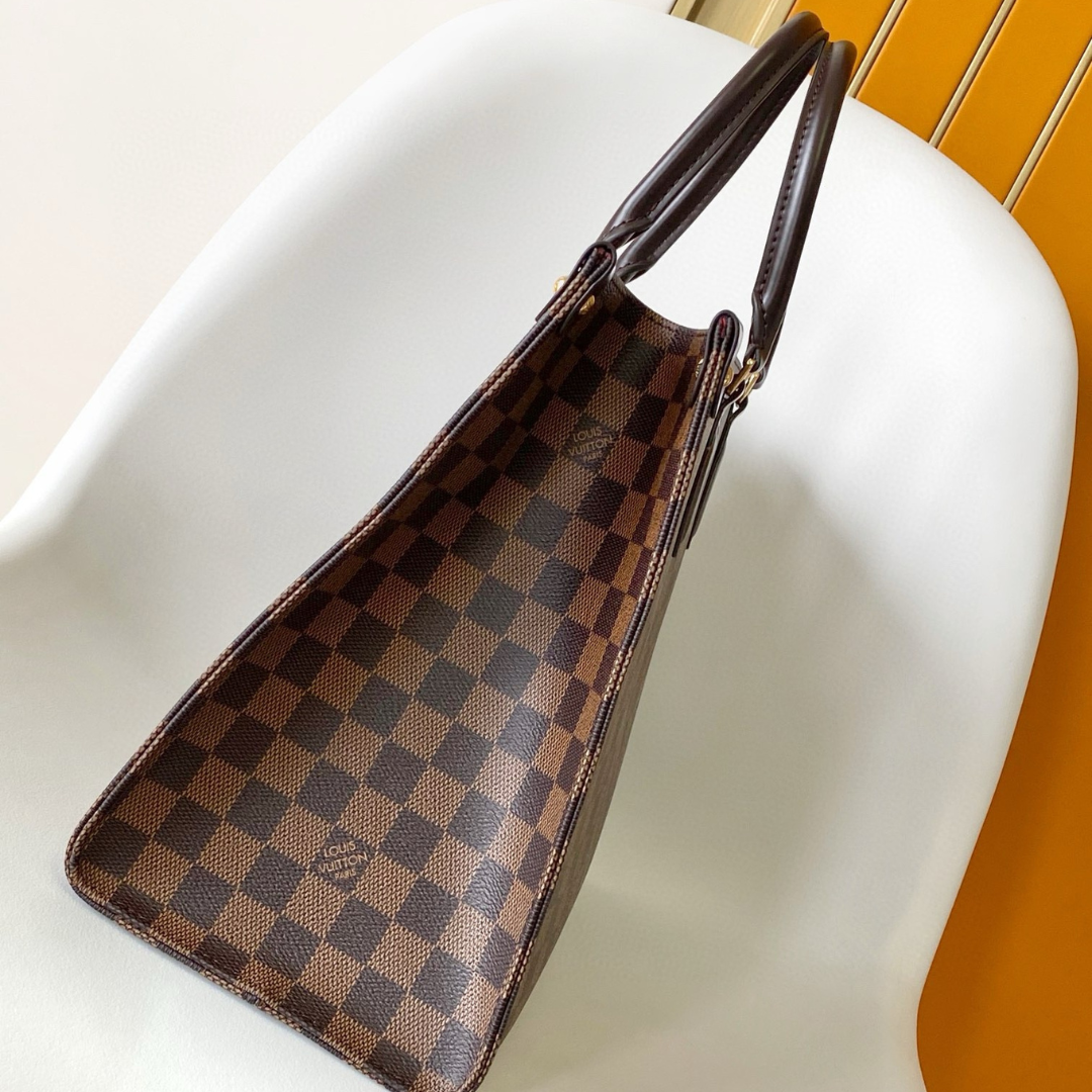 LOUIS VUITTON – ONTHEGO MM CARTERA