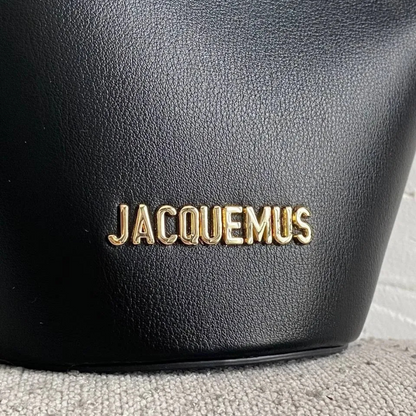 JACQUEMUS LE PETIT BAMBOLA CUERO TOTE