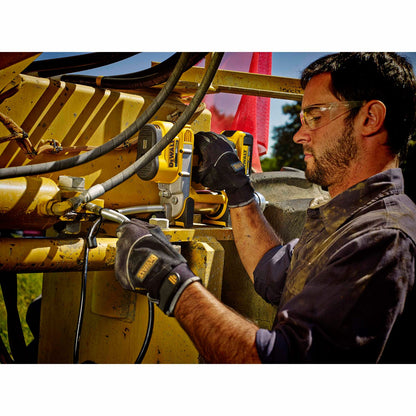 DeWalt DCGG571M1 20V MAX Lithium Ion Grease Gun