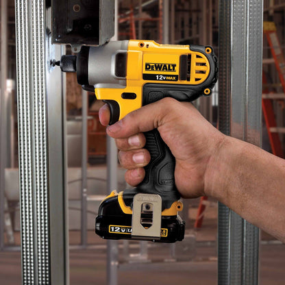 DeWalt DCF815S2 1/4" 12V MAX Cordless Impact Driver Kit