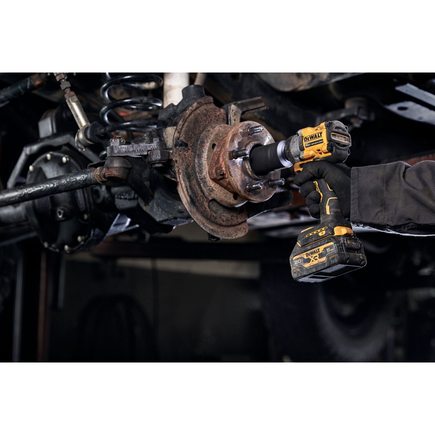 DeWalt DCF923B ATOMIC 20V MAX* 3/8 in. Cordless Impact Wrench with Hog Ring Anvil (Tool Only)