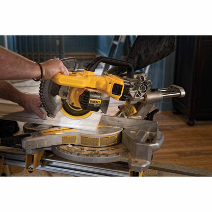 DeWalt DCS361M1 20V MAX 7-1/4" Cordless Sliding Miter Saw Kit