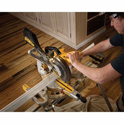 DeWalt DCS361M1 20V MAX 7-1/4" Cordless Sliding Miter Saw Kit