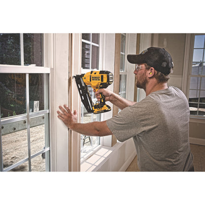 DeWalt DCN660B 20V MAX 16Ga Angled Cordless Finish Nailer Bare Tool