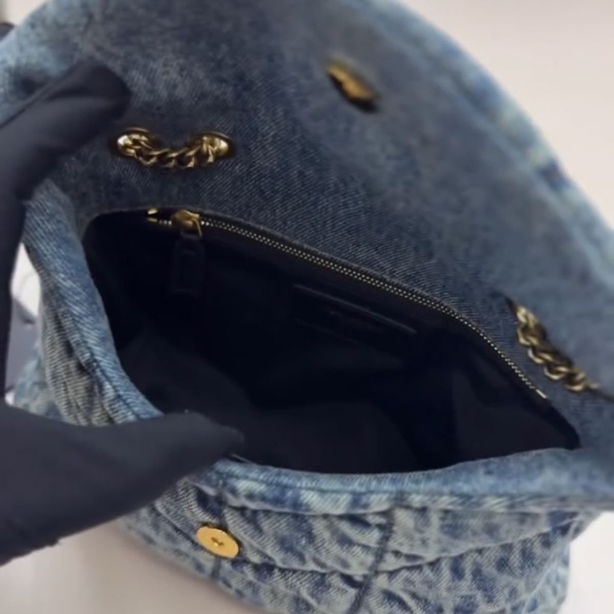 LOULOU PUFFER CARTERA DE GESTEPPTEM VINTAGE-DENIM