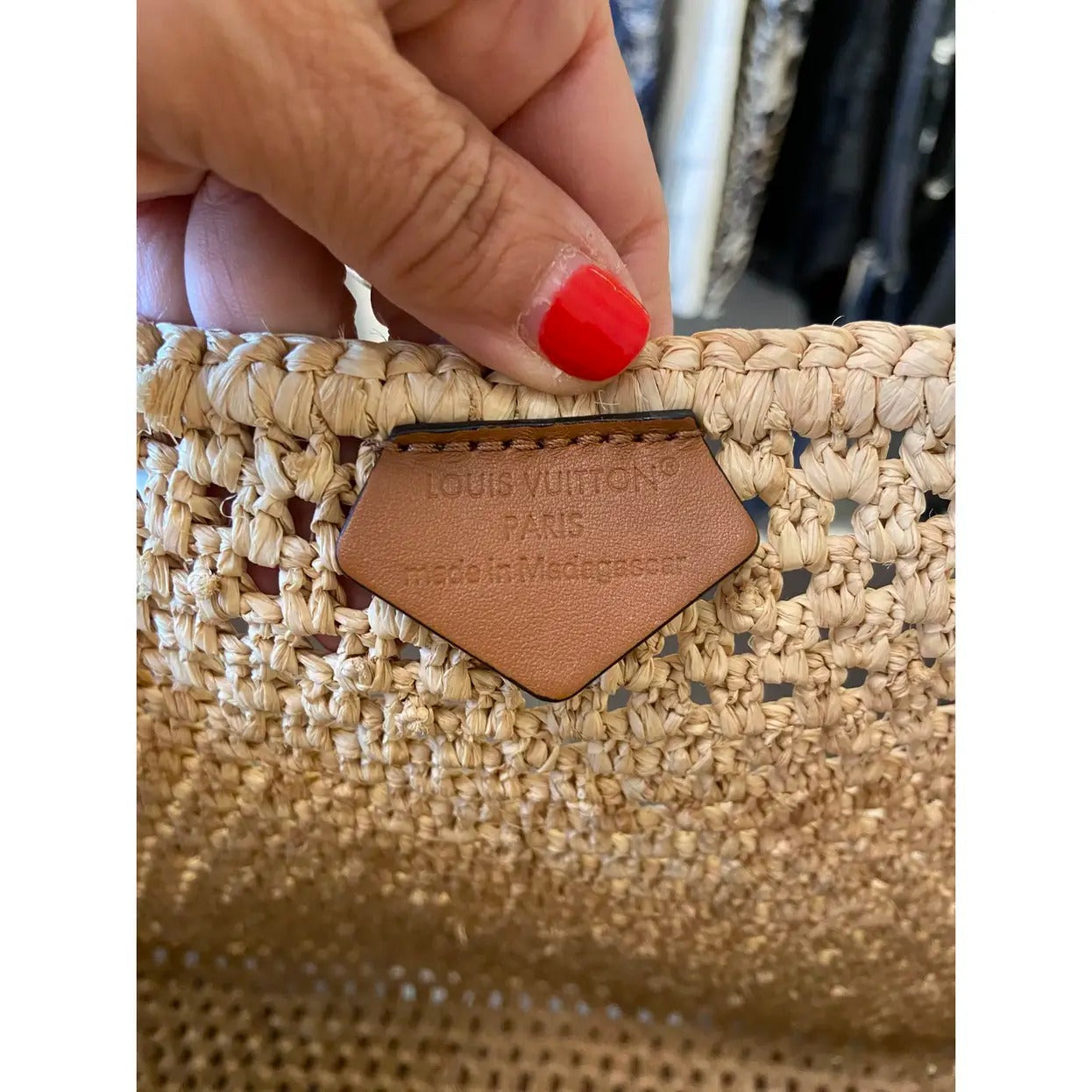LOUIS VUITTON BY THE POOL RAFIA ONTHEGO MM M24723