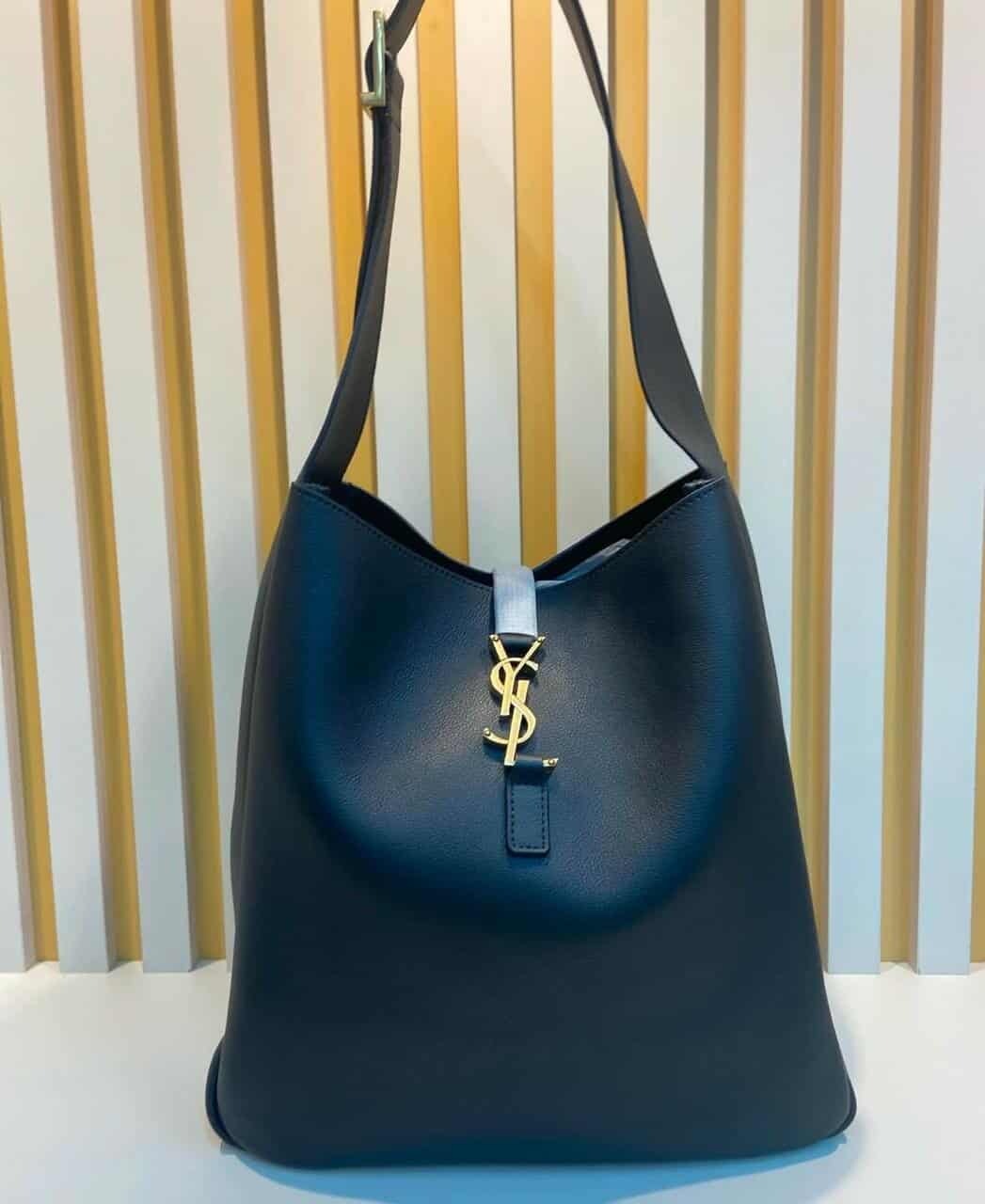 SAINT LAURENT – BABY LE 5 À 7 BLANDA CARTERA DE GRANEADO CUERO