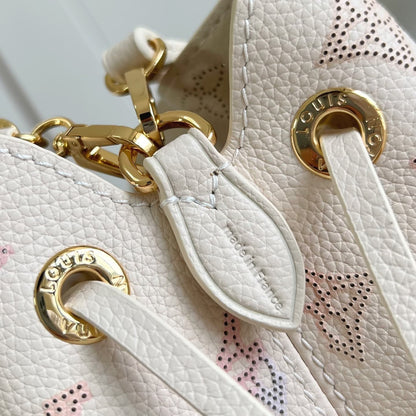 LOUIS VUITTON – BELLA CARTERA
